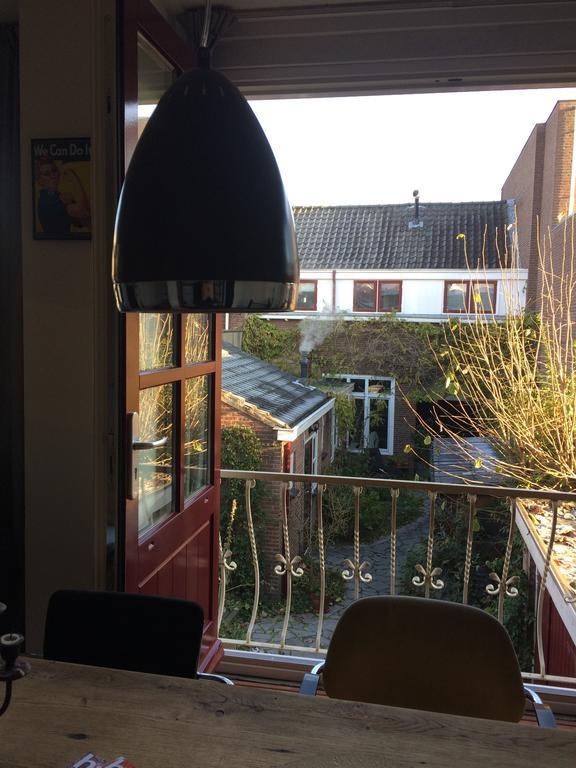 Gastenverblijf Door De Poort Tilburg Eksteriør billede
